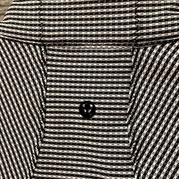 Lululemon Gingham Print Forme Define Shape Jacket - Picture 3 of 8